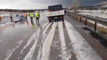 Kayseri'de dolu kazalara sebep oldu, yol ulaşıma kapandı