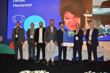 Kuşadası Devlet Hastanesi, Dijital Hastane Ödülü’nü aldı