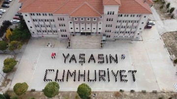 KÜTSO Mesleki ve Teknik Anadolu Lisesinde Cumhuriyet coşkusu