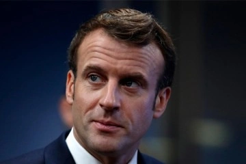 Macron Almanya ziyaretini erteledi