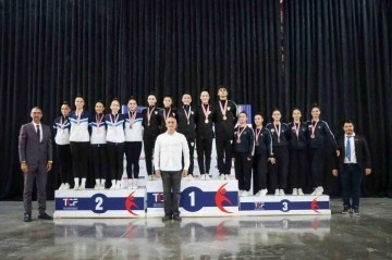 Manisa BBSK’dan Aerobik Cimnastik Şampiyonasında 5 madalya 1 kupa