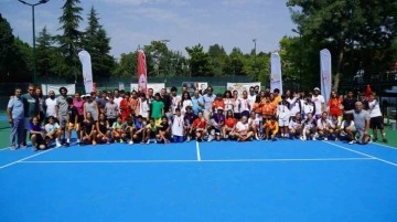 Manisa’da yapılan (ANALİG) tenis yarı final müsabakaları tamamlandı