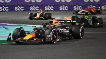 Max Verstappen'den Suudi Arabistan'da ikide iki!