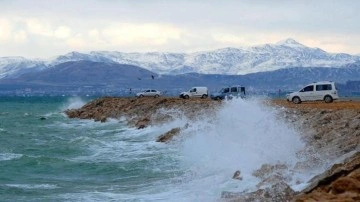 Meteoroloji'den 3 kente 'fırtına' uyarısı