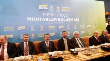 Milli Eğitim Bakanı Yusuf Tekin, mahalle muhtarları ile kahvaltıda araya geldi