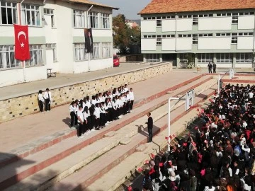 Necip Fazıl Kısakürek Lisesinde 29 Ekim Coşkusu 