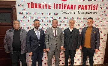 O iki parti yerel seçimlerde ittifak mı yapıyor? Gaziantep siyasetinde şok buluşma…