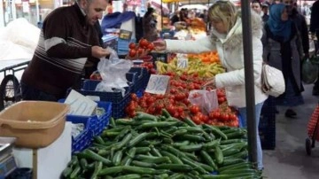 Pazarın en pahalısı kıl biber, en ucuzu pırasa