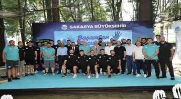 Sakarya Büyükşehir, hentbol takımını tanıttı