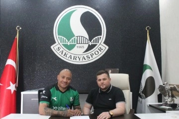 Sakaryaspor, Dino Ndlovu'yu kadrosuna kattı