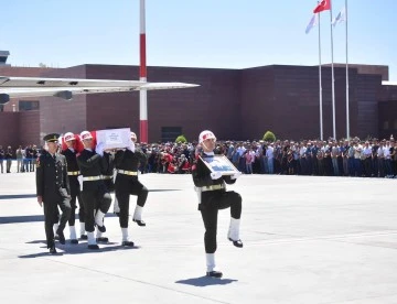 Şehit Uğur Özdemir’in naaşı memleketi Gaziantep’e getirildi