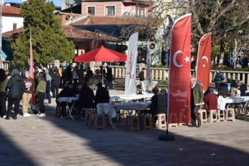 Sındırgı’da şehitler için lokma hayrı düzenlendi