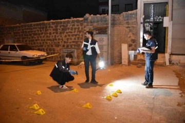 Siverek’te bir eve ateş açan 3 şüpheli polis tarafından gözaltına alındı