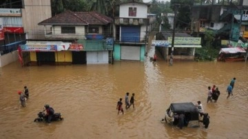 Sri Lanka'da sel ve heyelan: 10 kişi öldü, 5 kişi kayıp!