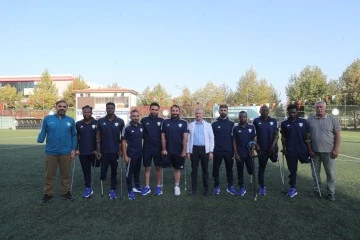 Tahmazoğlu'ndan Ampute Futbol Takımı’na moral