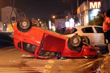 Takla atan otomobili bırakıp kaçtı