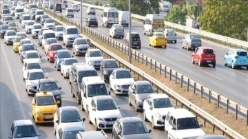 Tatil bitti, İstanbul'da trafik çilesi başladı