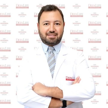 Defa Life Hastanesi Endokrinoloji ve Metabolizma Hastalıkları Uzm.Dr.Hakan Düğer;Sinsice ilerleyen Tiroid bezi sorunlarında tedavi, hastalığın türüne göre değişmekte olduğunu söyledi