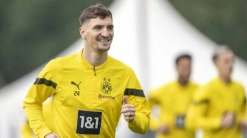 Trabzonspor bombayı patlattı. Thomas Meunier imza için şehre geldi