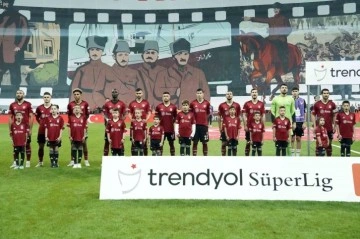 Trendyol Süper Lig: Beşiktaş: 0 - Gaziantep FK: 0 (Maç devam ediyor)