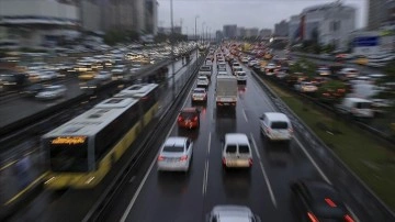 TÜİK açıkladı: Trafiğe kaydı yapılan taşıt sayısı Şubat ayında yüzde 9,3 azaldı