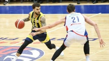 Türkiye Kupası sahibini buldu. Fenerbahçe Beko, Anadolu Efes'i mağlup ederek kupaya uzandı