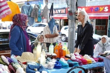 Üretici Kadın Pazarı’nda ele emeği göz nuru ürünler satılıyor