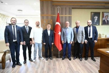 Uşak Üniversitesine ’Kurumsal Kan Bağışçısı’ madalyası’