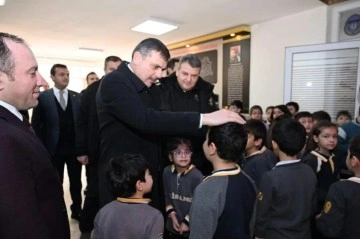 Vali Çiftçi’den Polis Amca’ya ziyaret