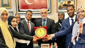 Yalçın Topçu Sudanlı Öğrenciler Derneği başkanı Yousef MOQBIL ve yönetimini kabul etti