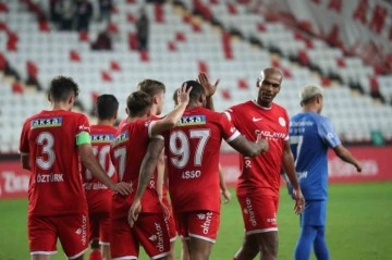 Ziraat Türkiye Kupası: Antalyaspor: 6 - Kepezspor:1